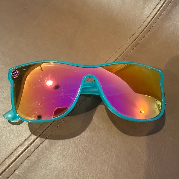 Blenders Millenia X2 Unisex Sunglasses - Picture 3 of 6